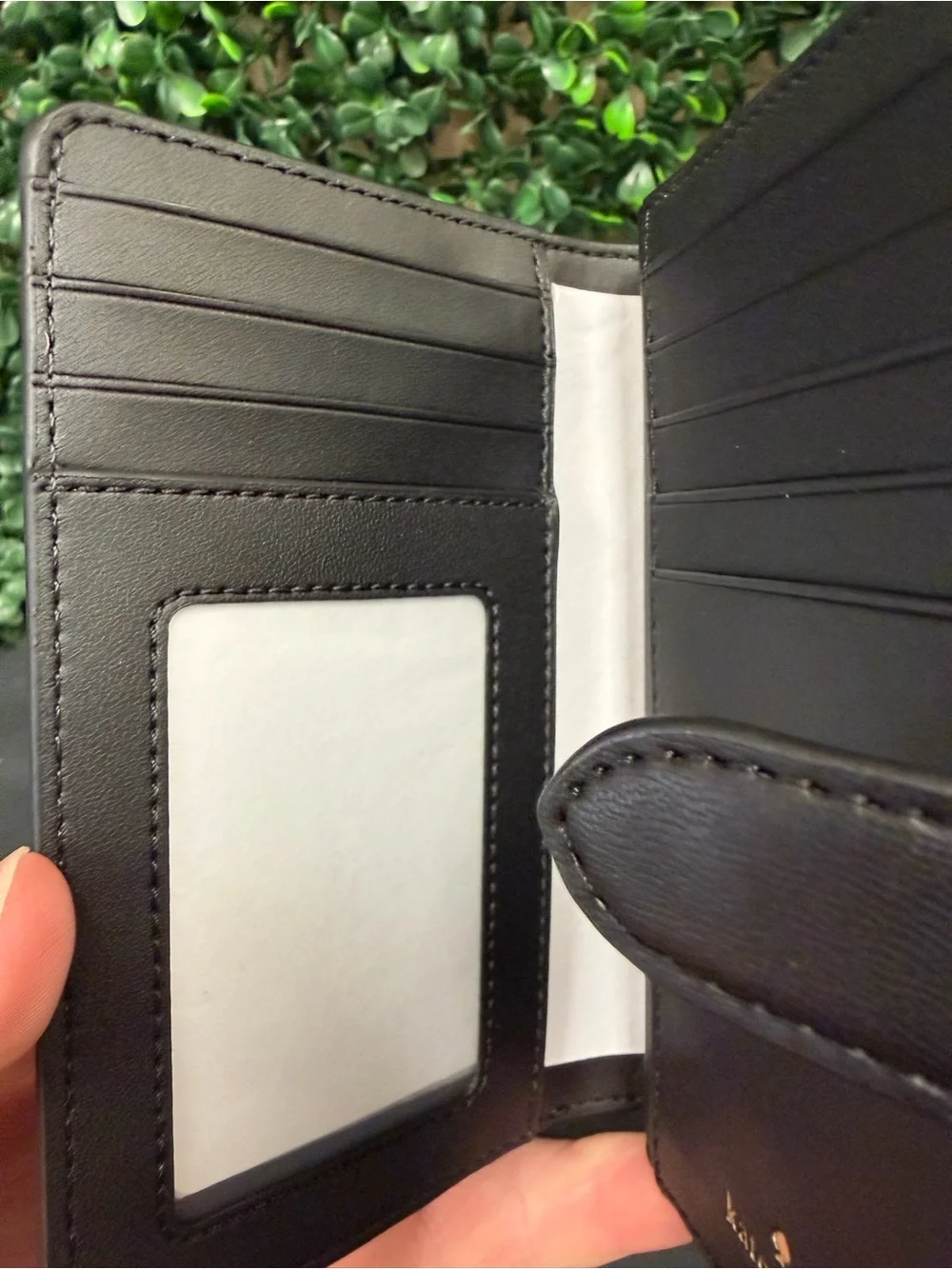 Kate Spade Spade Flower Medium Bifold Wallet